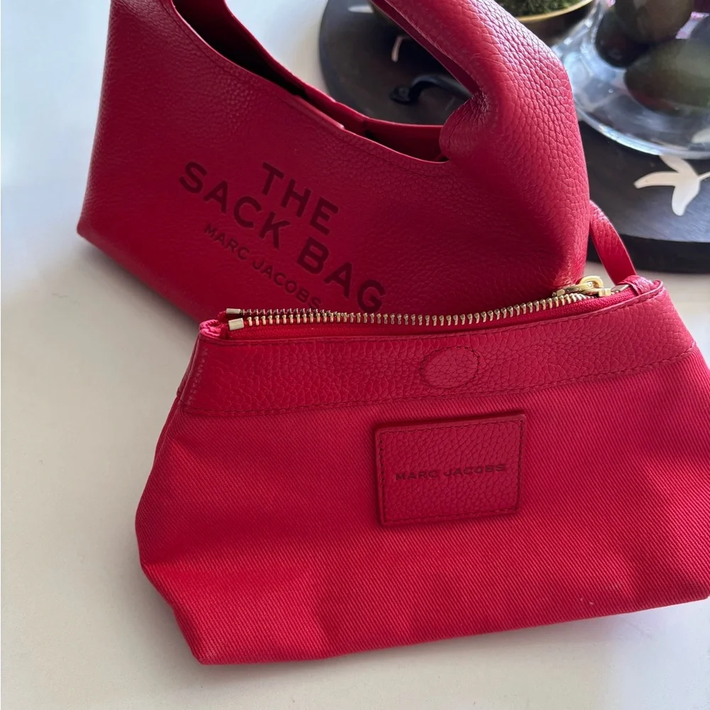 Marc Jacobs The Sack Bag mini in Red 9in by 5in